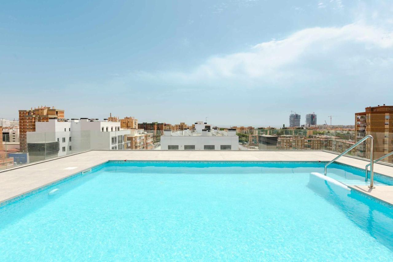 Cosmopolitan Apt & Malaga Beach Εξωτερικό φωτογραφία