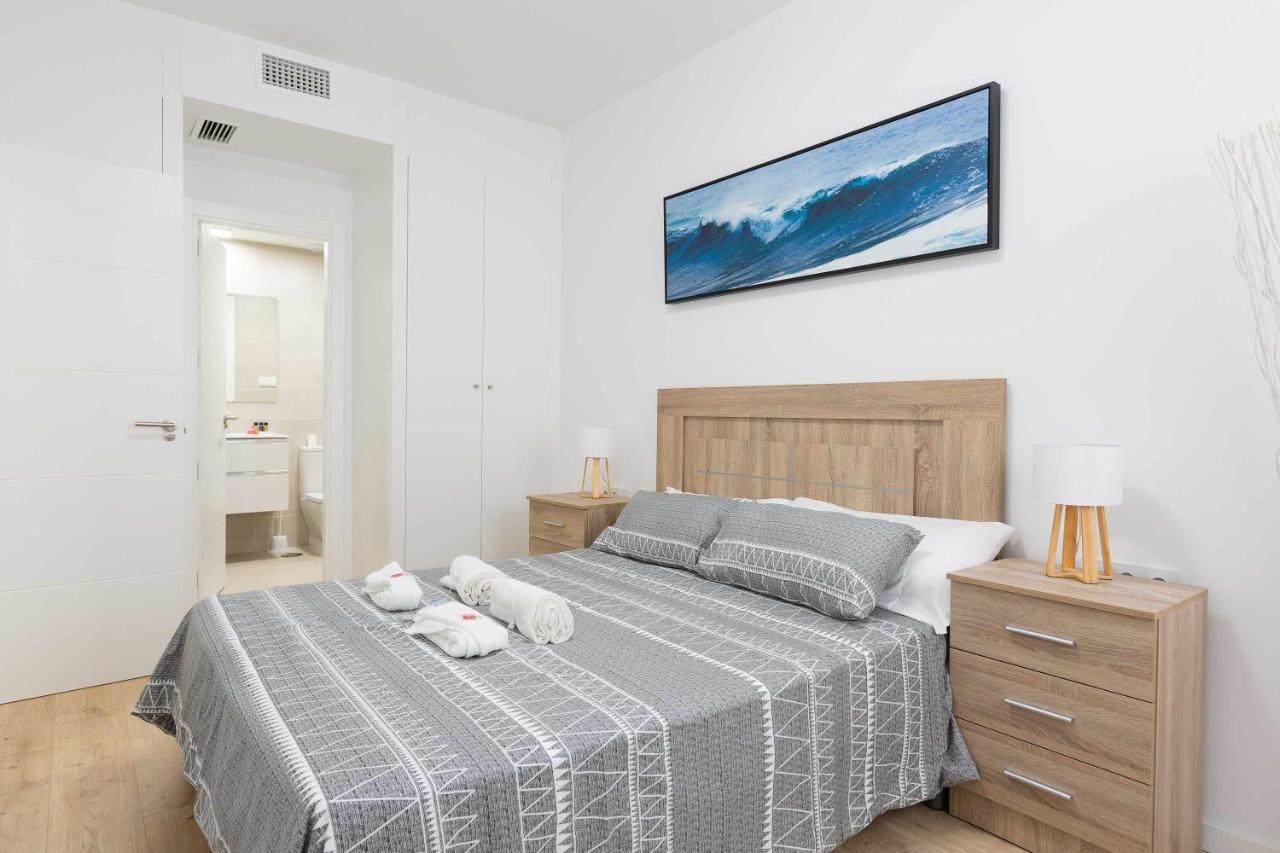 Cosmopolitan Apt & Malaga Beach Εξωτερικό φωτογραφία